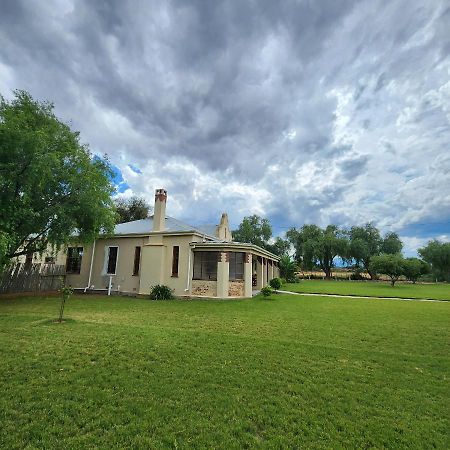 Karoo Leeu Self Catering Villa Oudtshoorn Bagian luar foto